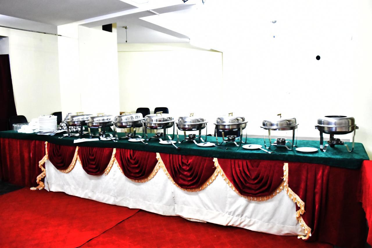 โฮเต็ล สัตการ์ เรสซิเดนซี Hotel มะนาลี ภายนอก รูปภาพ